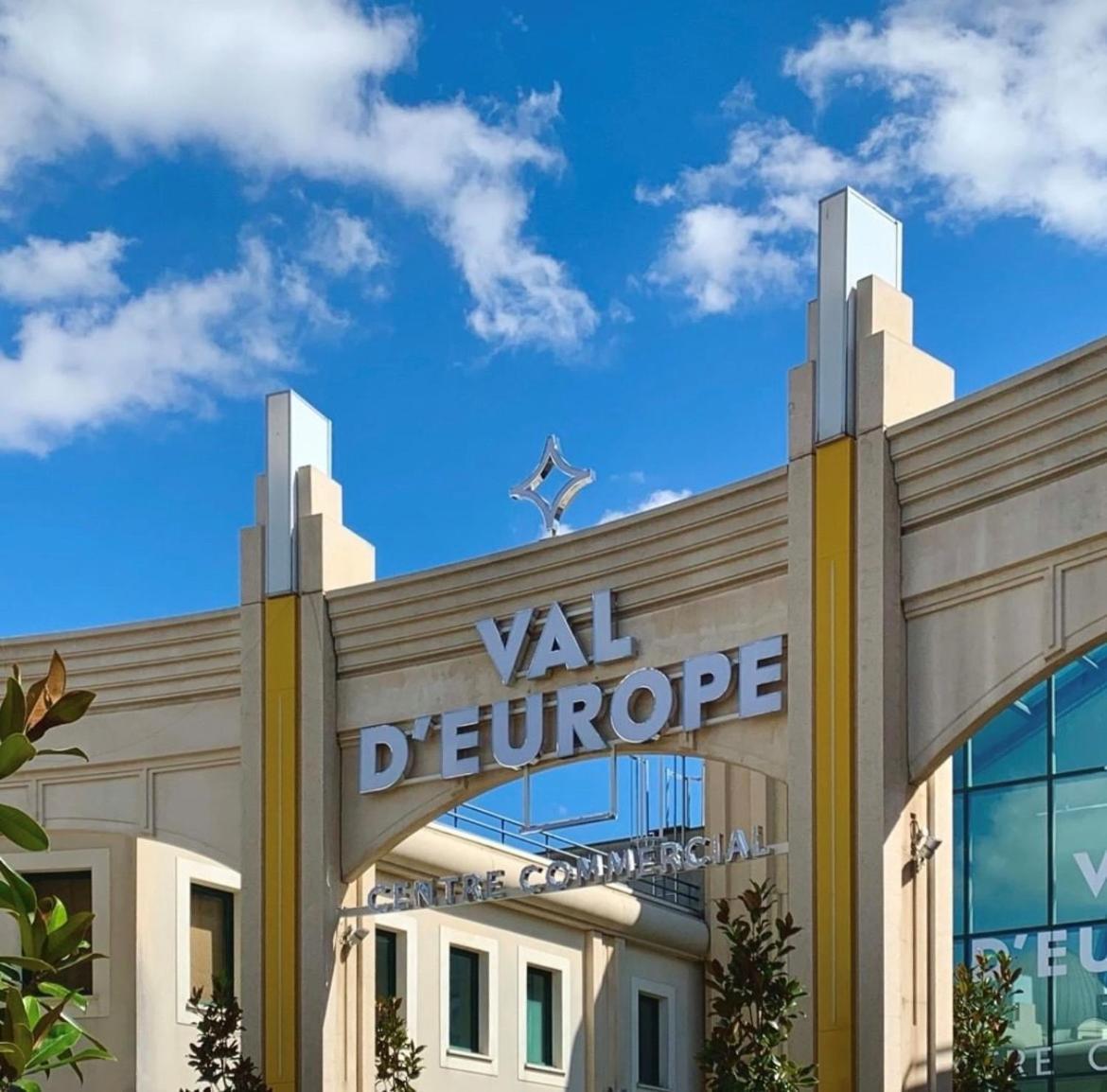 Le Chessy Disney - Logement Pour 6 A Disneyland Paris Avec Vue Sur Le Feu D Artifice Exterior foto